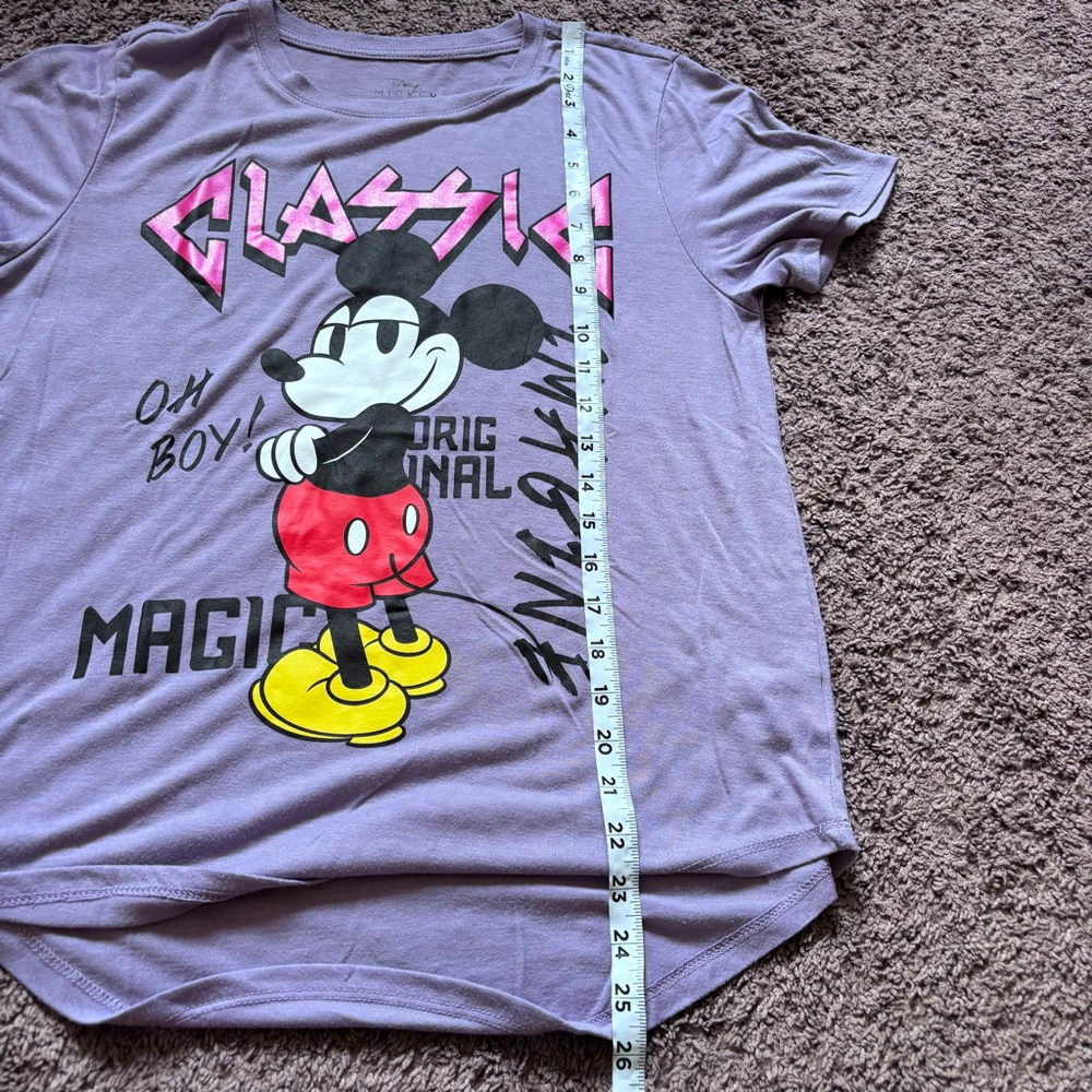 ⭐️⭐️⭐️Women’s Mickey Mouse Graphic T shirt size XL